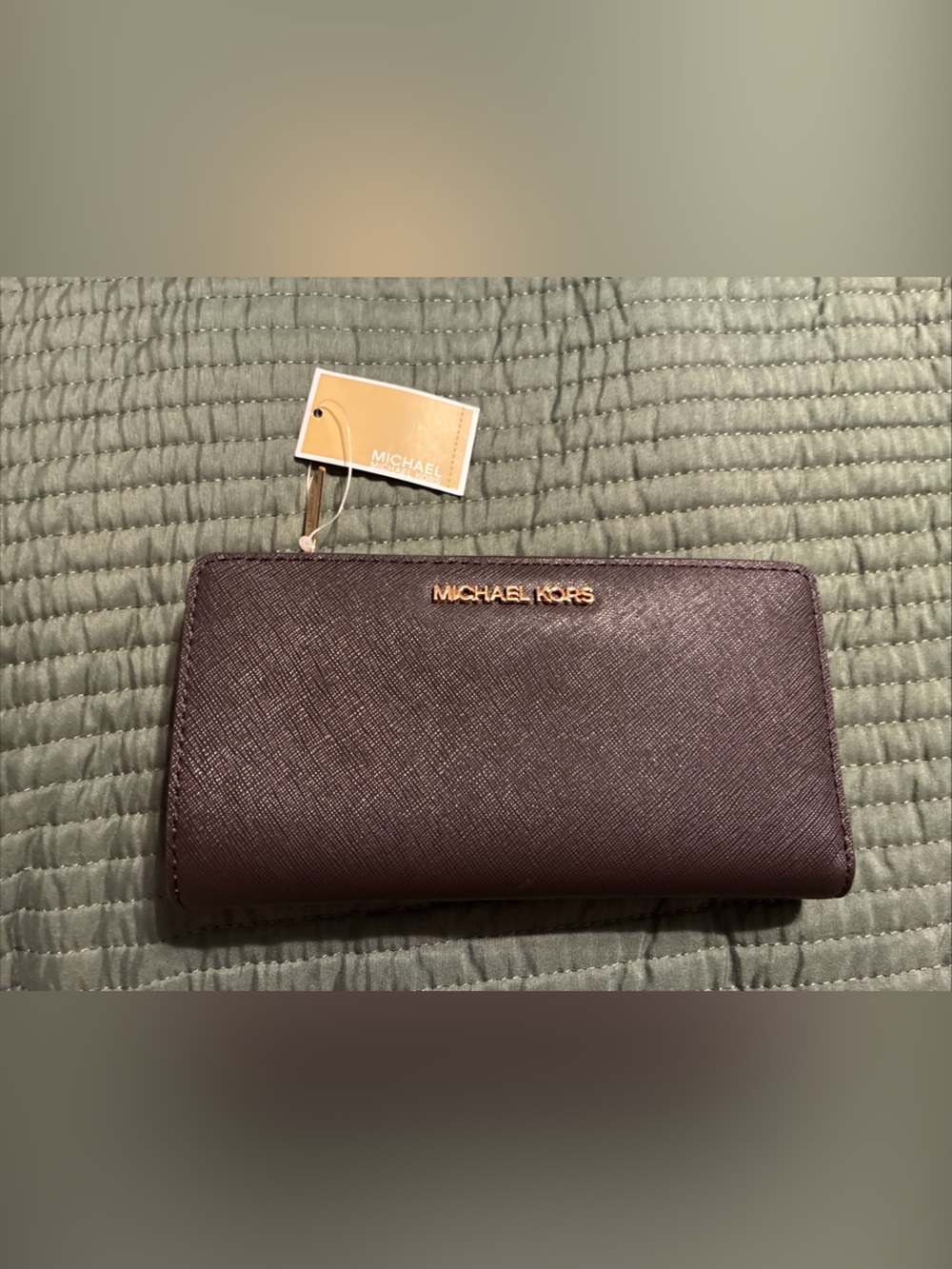 Michael Kors jet set chocolate wallet